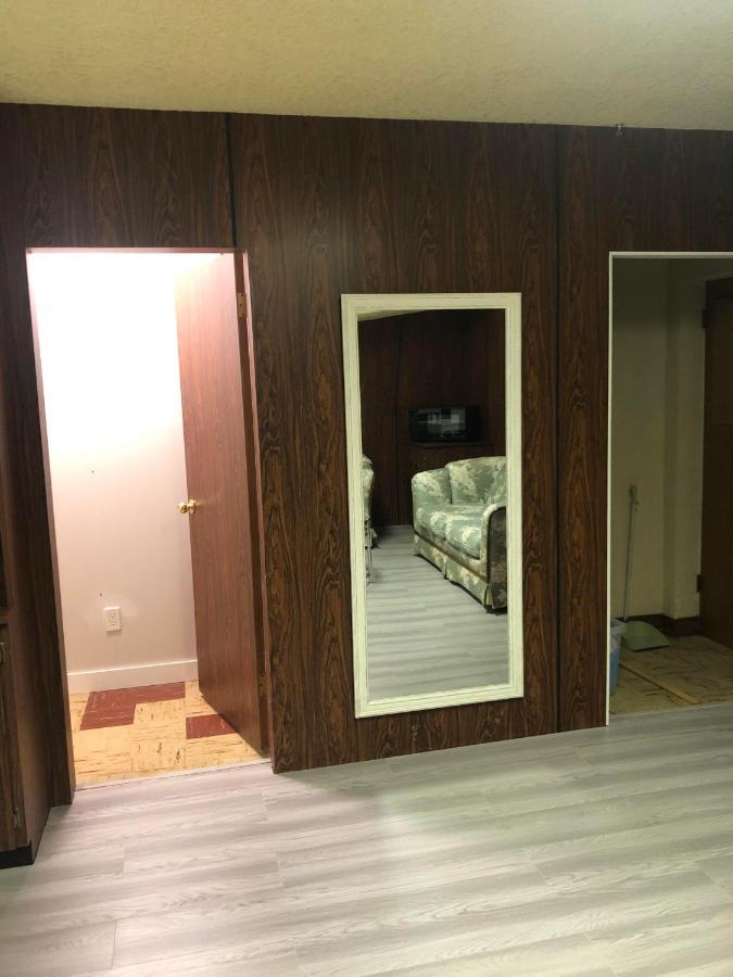 Cozy Guest Home Close To Downtown Vancouver Sights & Subway Station Exteriör bild